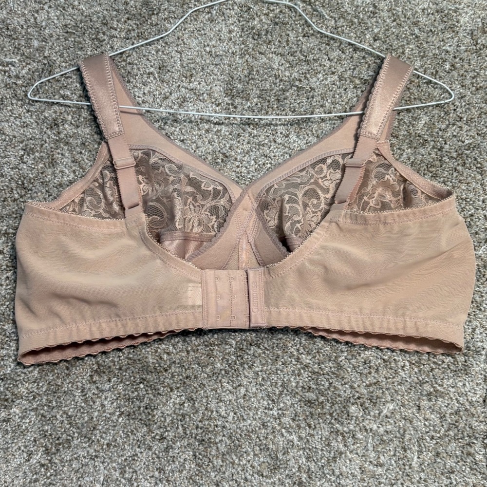 Glamorise MagicLift Bra 42DD Beige Lace Wireless Support 1000 Women Full Figure - Picture 3 of 4
